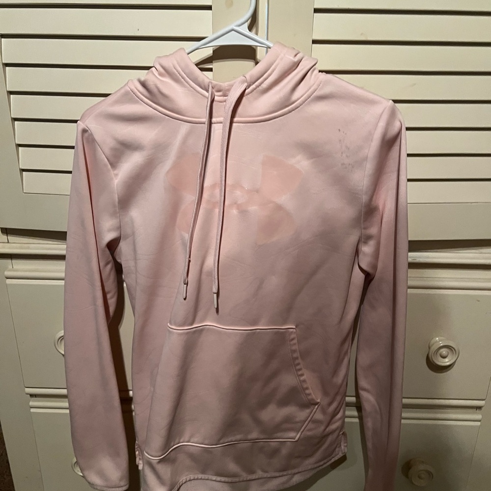 Woman’s under Armour small pink hoodie
